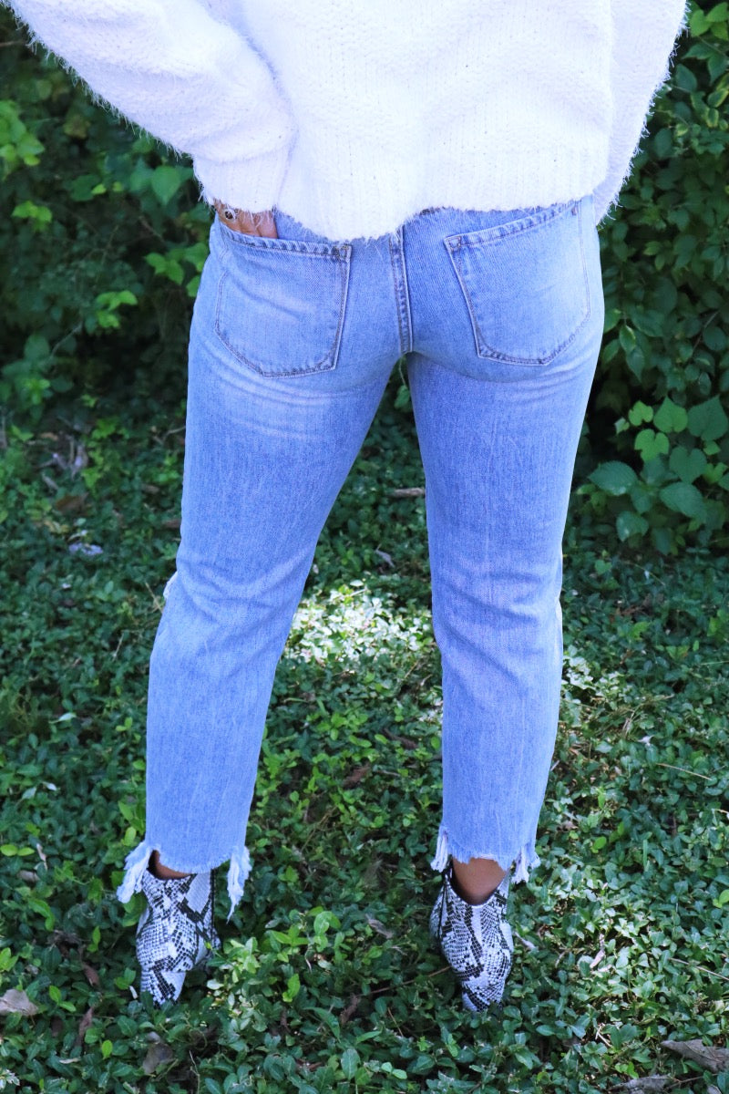 Zoe Distressed Jeans